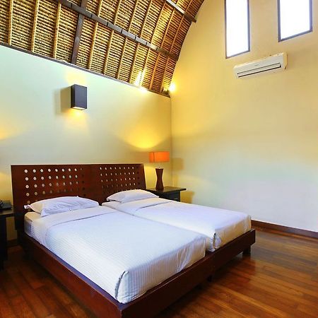 Mutiara Jimbaran Villas Kuta Selatan ภายนอก รูปภาพ