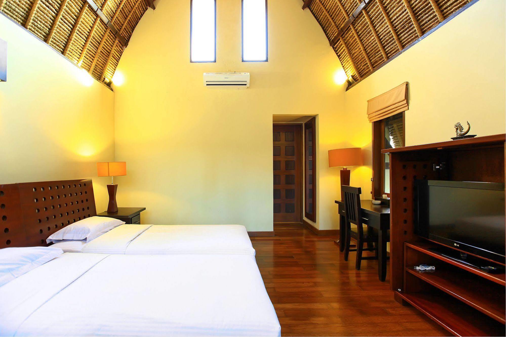 Mutiara Jimbaran Villas Kuta Selatan ภายนอก รูปภาพ