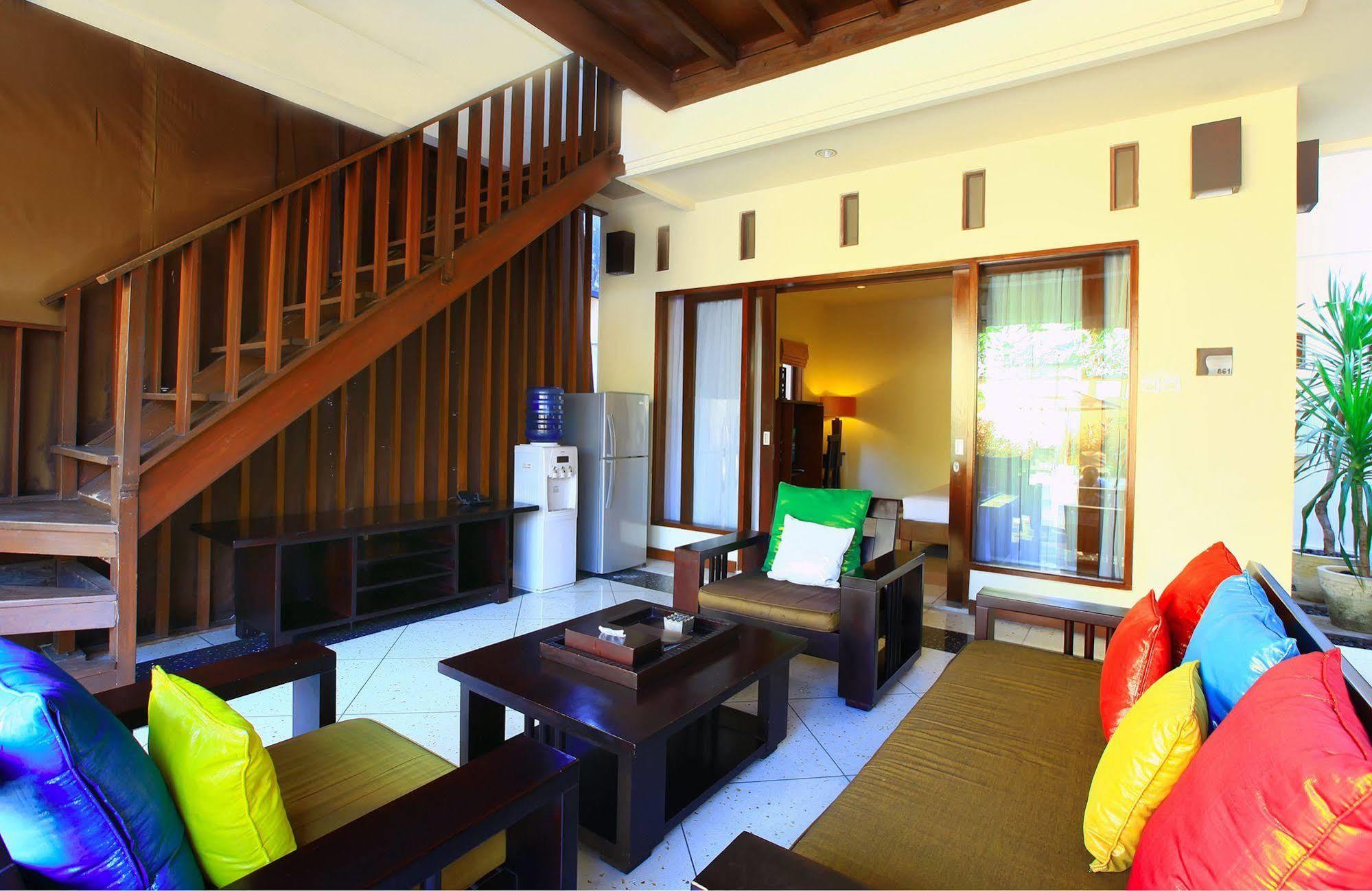 Mutiara Jimbaran Villas Kuta Selatan ภายนอก รูปภาพ