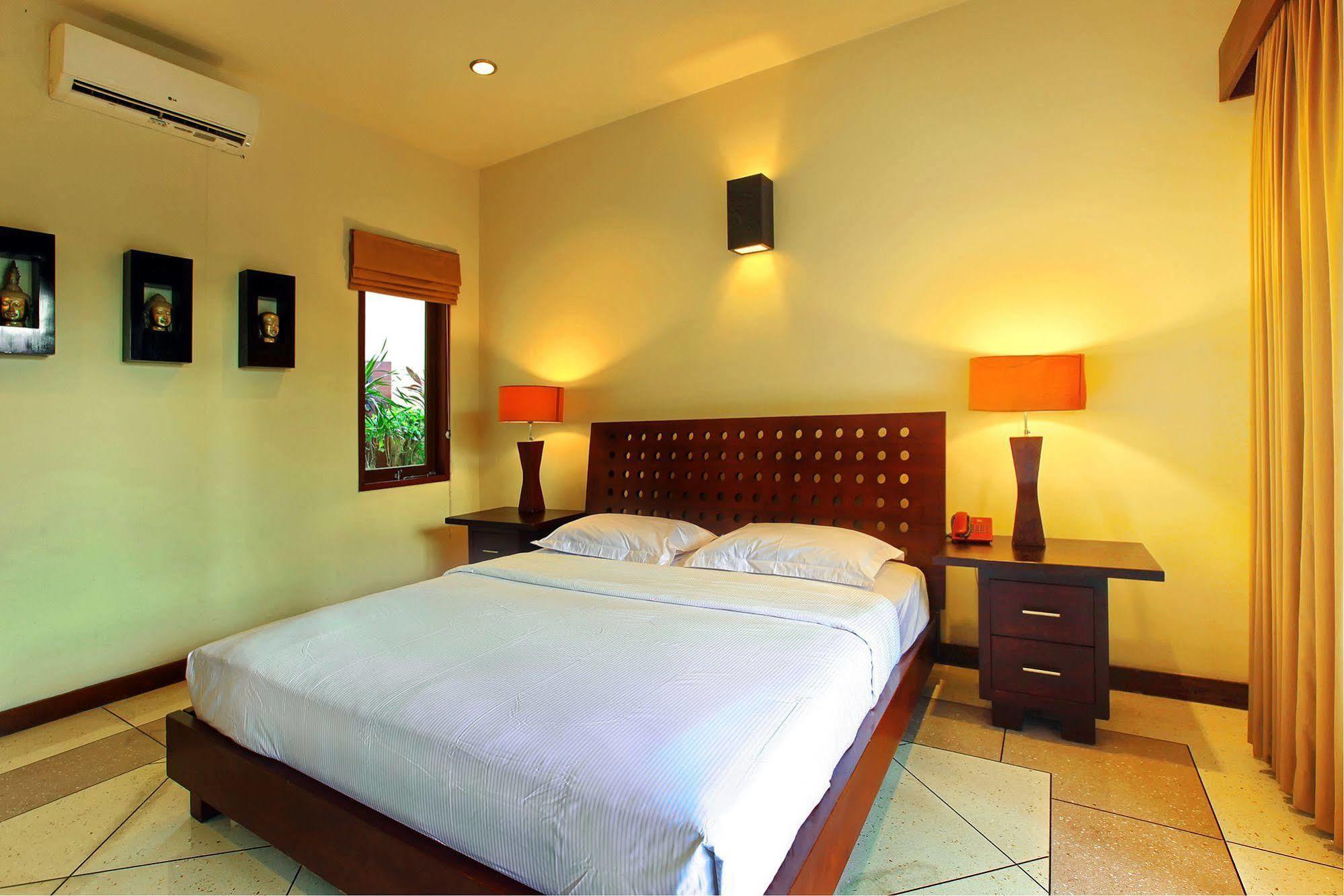 Mutiara Jimbaran Villas Kuta Selatan ภายนอก รูปภาพ